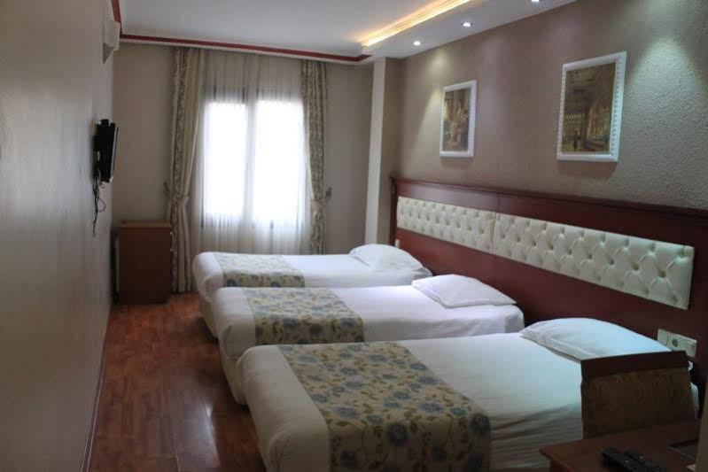 Asur Hotel Istanboel Buitenkant foto
