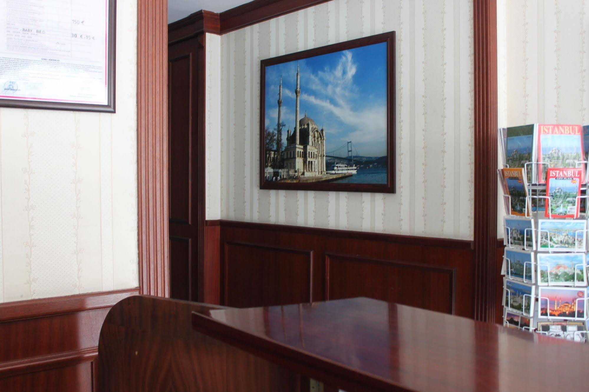 Asur Hotel Istanboel Buitenkant foto